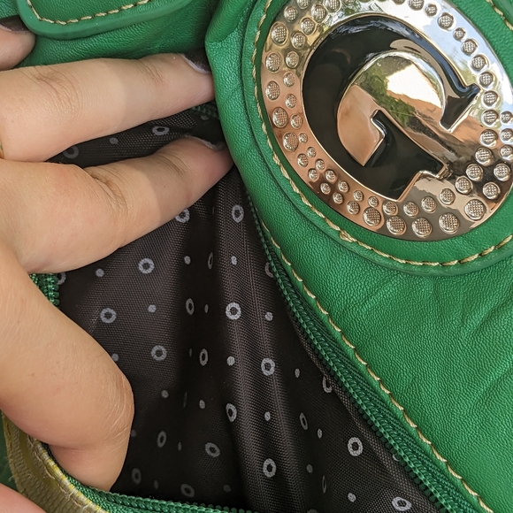Vintage G by Guess Green and Yellow Purse - Picture 4 of 7